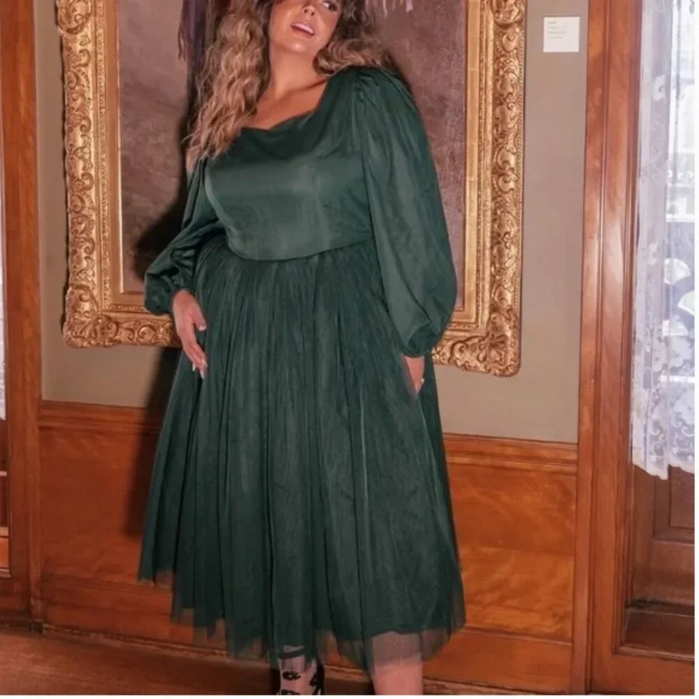 Jessa Kae Allora Dress Long Sleeve Tulle Pleated Emerald Dark Green New Size XL